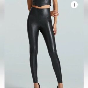 Commando Faux Leather Black Leggings SZ LARGE EUC $118